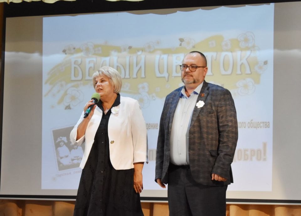 Галина Огнёва: Наш город – активный участник благотворительной акции «Белый цветок» Галина Огнёва: Наш город – активный участник благотворительной акции «Белый цветок»
