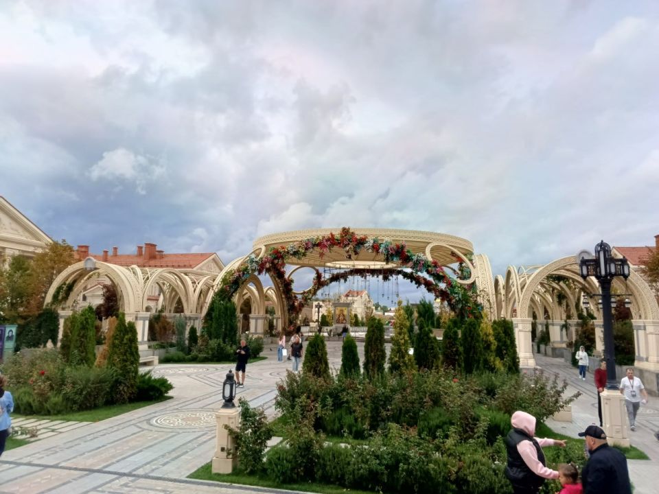 ������� ������ � ����� �� 27 ��������