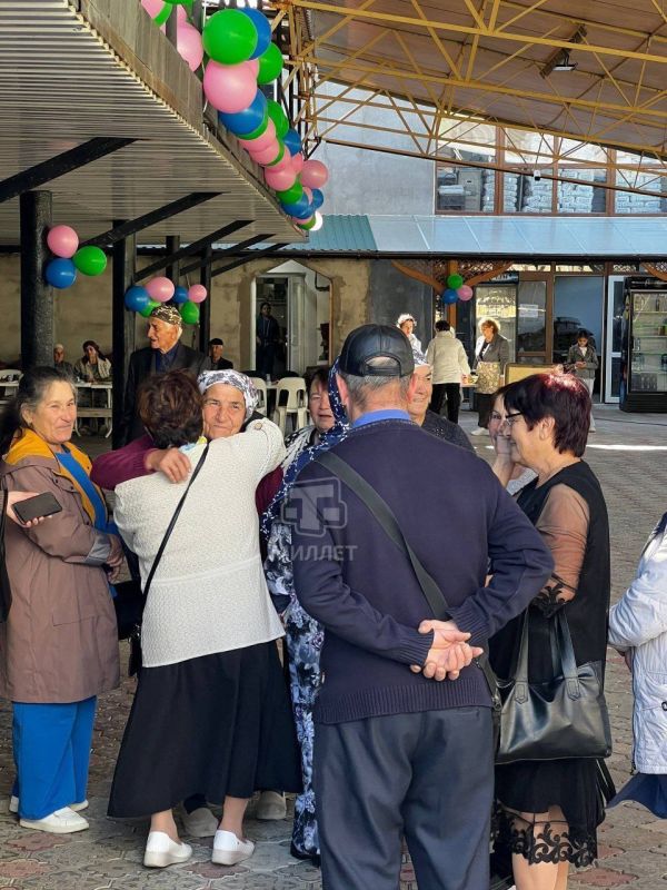 В селе Къутлакъ - ныне Веселое под Судаком - прошла традиционная встреча односельчан В селе Къутлакъ - ныне Веселое под Судаком - прошла традиционная встреча односельчан