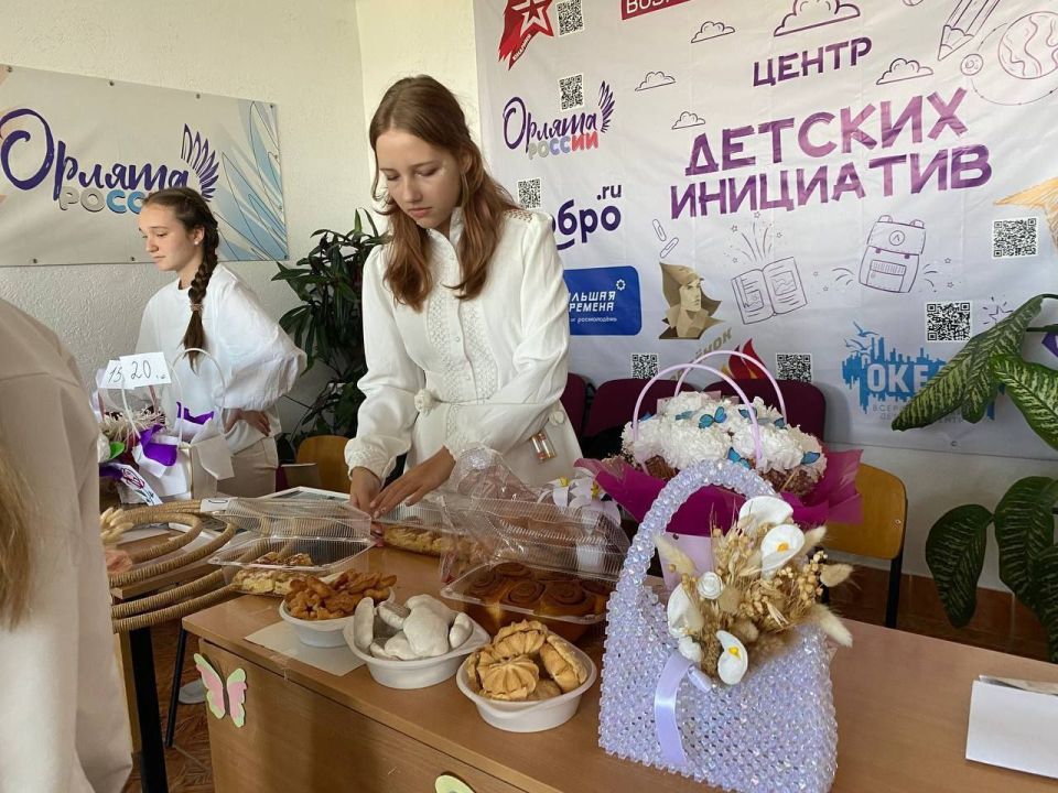 В образовательных учреждениях крымской столицы прошла благотворительная акция «Белый цветок»! В образовательных учреждениях крымской столицы прошла благотворительная акция «Белый цветок»!