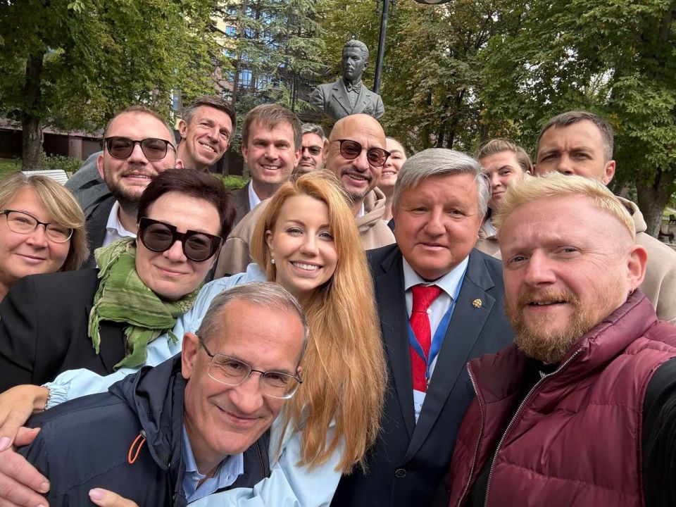 Михаил Онуфриенко: Дмитрий Быстролетов - гениальный авантюрист, граф, красавец, полиглот и разведчик-нелегал