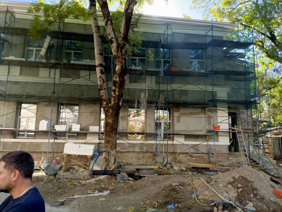 В Симферополе продолжается создание молодежного пространства «Чехов» В Симферополе продолжается создание молодежного пространства «Чехов»
