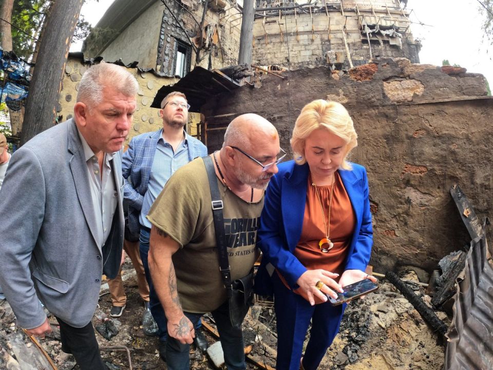 ����� ��������: ����� �� ��.��������������, 4, ��� � ������� ����� ��������� ����� � ���������� 20 ������� � 2 ���� ��� ������ ���������, ������ ����� �����