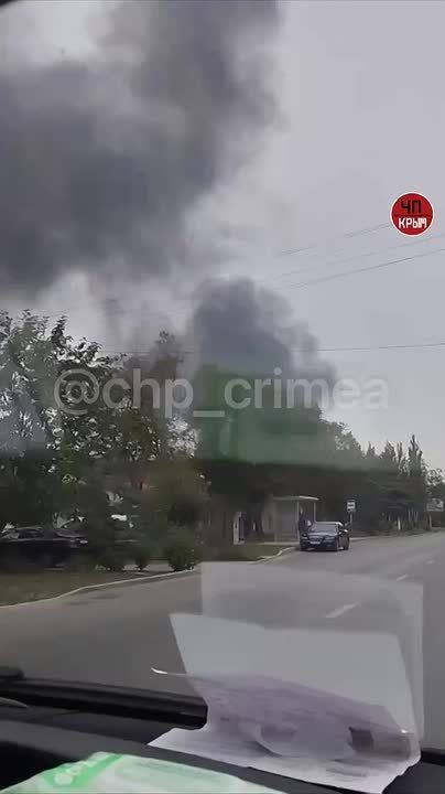 Алексей Живов: На нефтяной базе в Феодосии горит пустая емкость из под ДТ из-за нарушения техники безопасности при проведении сварочных работ