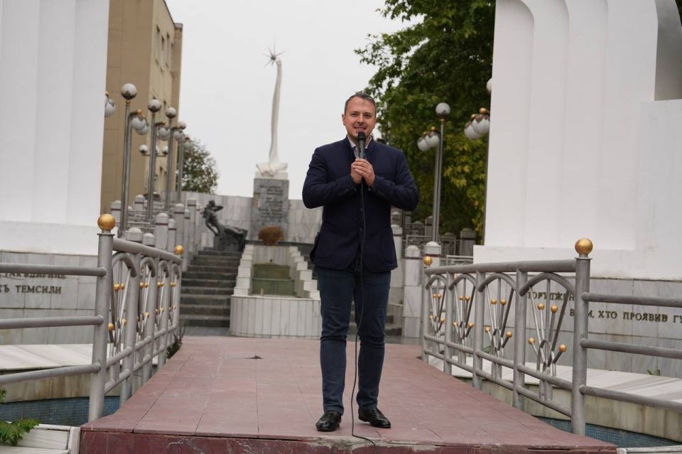 Алексей Зинченко: Поздравил студентов КИПУ имени Феви Якубова с открытием Фестиваля студенческих объединений! Алексей Зинченко: Поздравил студентов КИПУ имени Феви Якубова с открытием Фестиваля студенческих объединений!