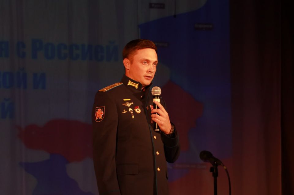Сегодня в Феодосийском городском доме культуры состоялась концертная программа «Вместе навсегда», посвященная Дню воссоединения Донецкой Народной Республики, Луганской Народной Республики, Запорожской области и Херсонской... Сегодня в Феодосийском городском доме культуры состоялась концертная программа «Вместе навсегда», посвященная Дню воссоединения Донецкой Народной Республики, Луганской Народной Республики, Запорожской области и Херсонской...