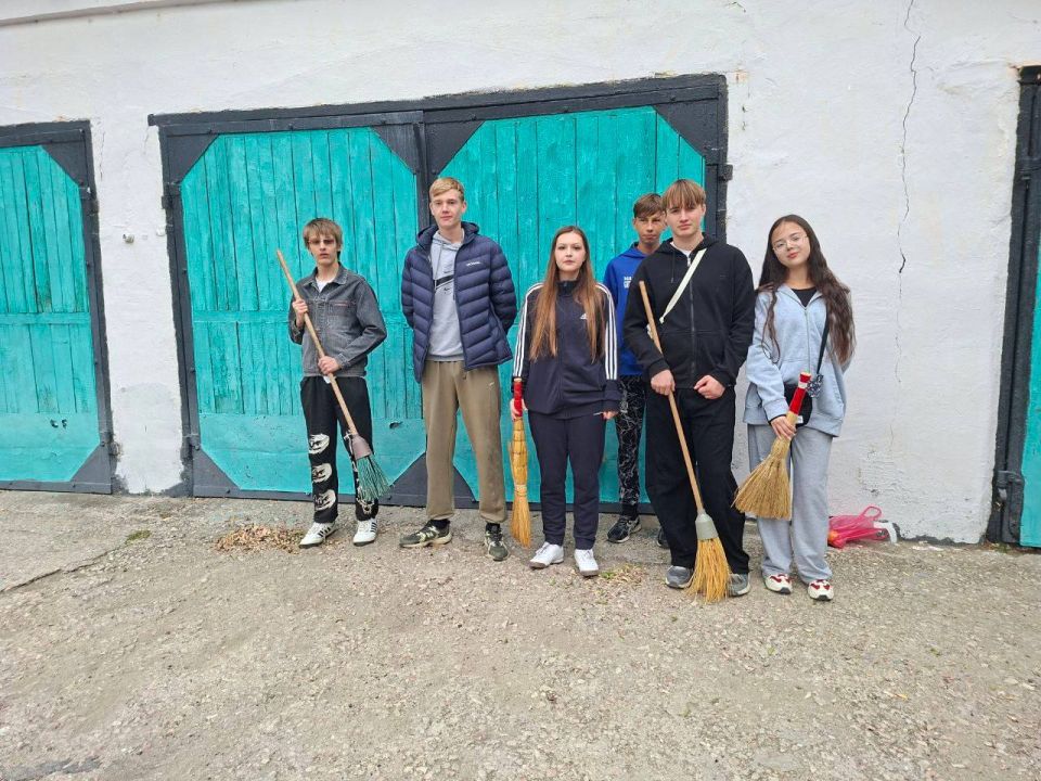 ����� ������: ������������� ������������� ������ ������������ ����������� ���������� ��������������� ������������������ ������� � �������� �� 14 �� 18 ��� � ��������� �� ����� �����