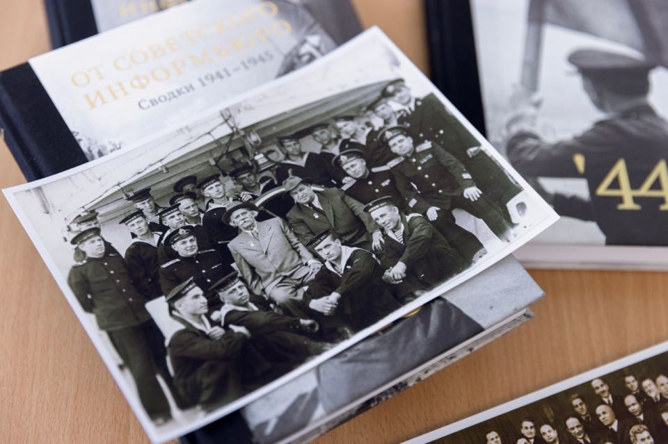    ,   .      ,  ,    ,     