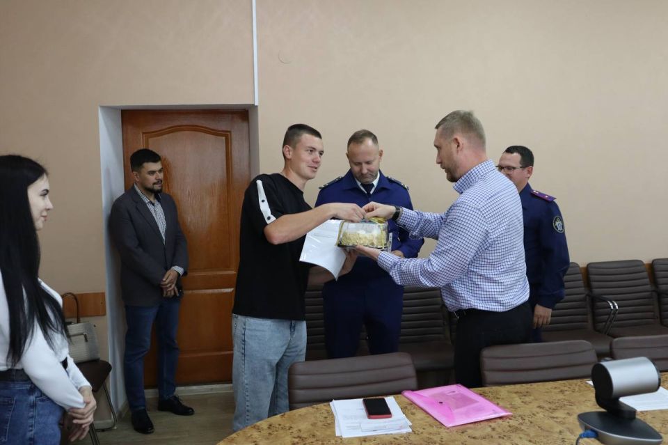 ������� �������: ������� ��� ���� ����� ����� � ���� ���������� � �������� ����� (������) � �������� ����� �� ��������������� ����� � ���� ������