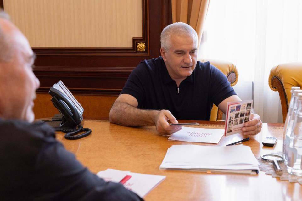 В Крым с благотворительной концертной программой приехал певец Джанго В Крым с благотворительной концертной программой приехал певец Джанго
