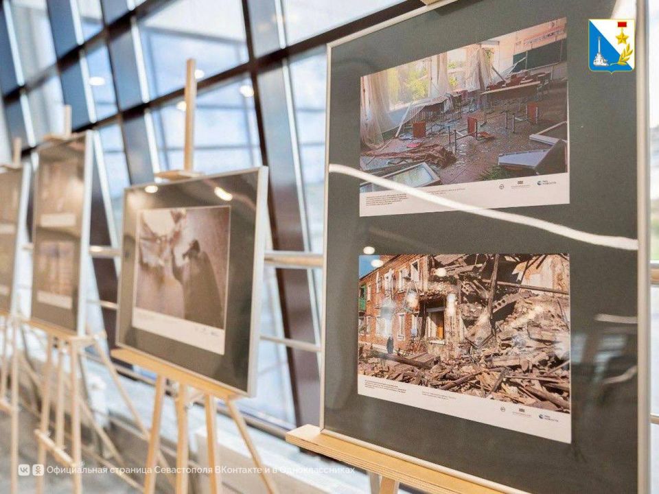 В МКЦ «Бухта Казачья» открылась фотовыставка «Хроники террора украинского неонацистского режима» В МКЦ «Бухта Казачья» открылась фотовыставка «Хроники террора украинского неонацистского режима»