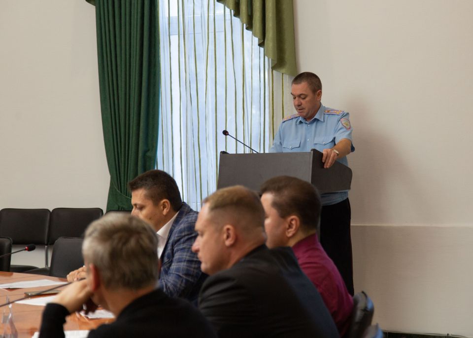 В МВД по Республике Крым обсудили итоги курортного сезона и новые задачи с Общественным советом В МВД по Республике Крым обсудили итоги курортного сезона и новые задачи с Общественным советом