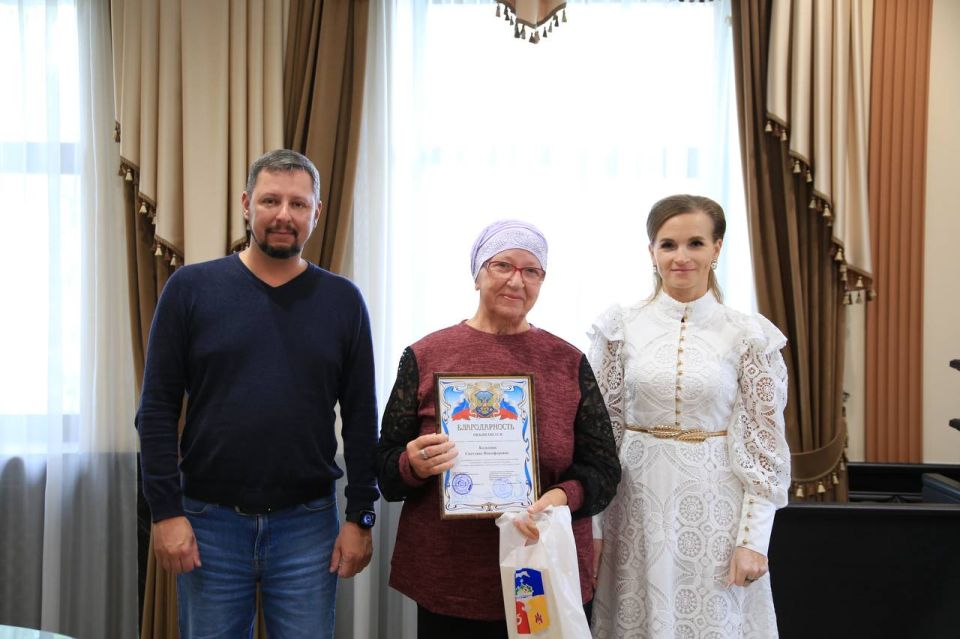 Активистов ветеранского движения поздравили в городской администрации с Международным днём пожилого человека Активистов ветеранского движения поздравили в городской администрации с Международным днём пожилого человека