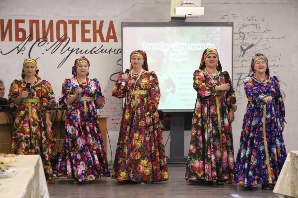 Ольга Урайкина: Сегодня в Бахчисарайской центральной районной библиотеке состоялась теплая встреча с жителями Бахчисарайского района золотого возраста Ольга Урайкина: Сегодня в Бахчисарайской центральной районной библиотеке состоялась теплая встреча с жителями Бахчисарайского района золотого возраста