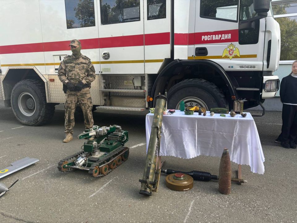 В Симферополе прошёл урок мужества! В Симферополе прошёл урок мужества!
