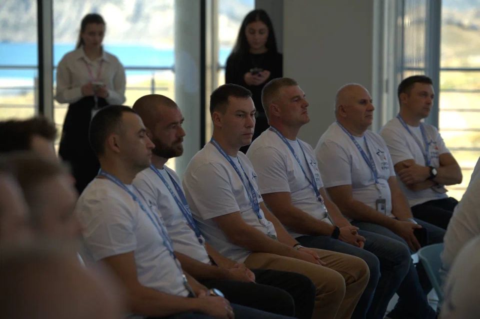 Альберт Куршутов: Стартовал первый модуль программы профессиональной переподготовки «Герои Крыма» Альберт Куршутов: Стартовал первый модуль программы профессиональной переподготовки «Герои Крыма»