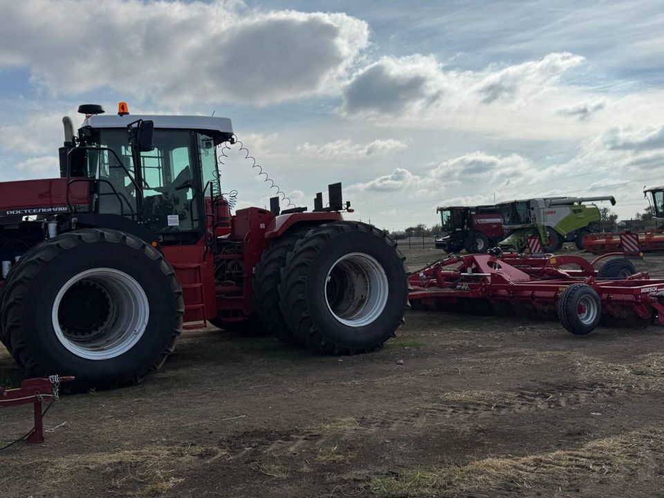 Александр Дудинов: Провел рабочую встречу с директором ООО «Колос» Михаилом Ануфриевым Александр Дудинов: Провел рабочую встречу с директором ООО «Колос» Михаилом Ануфриевым