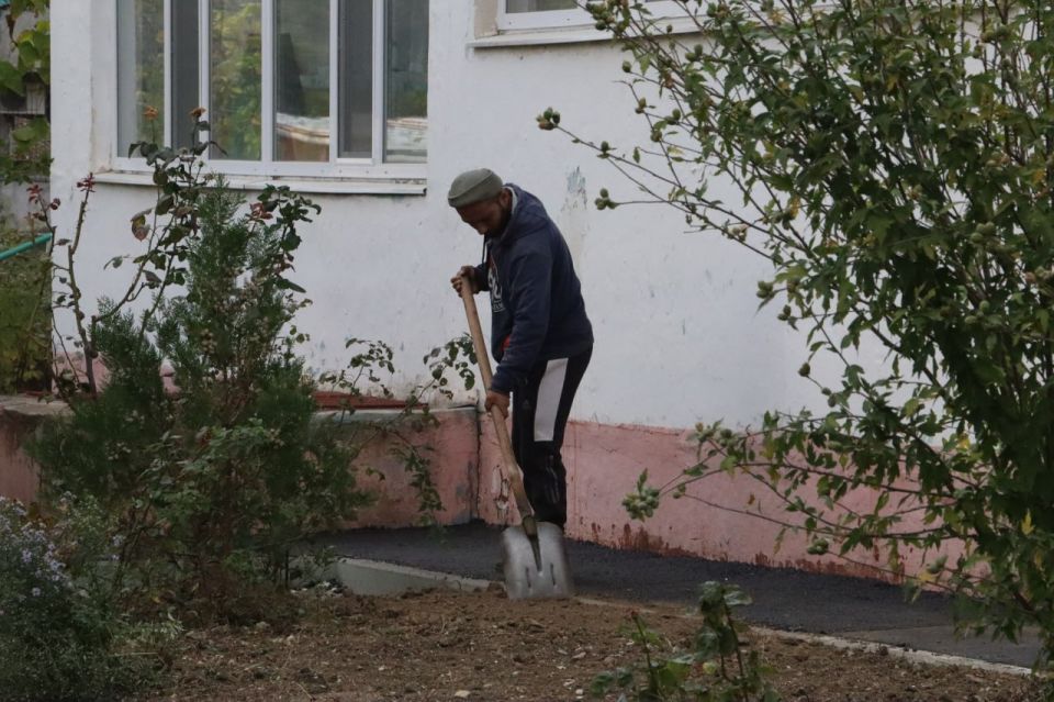 Завершено асфальтирование территории детского сада №15 Завершено асфальтирование территории детского сада №15