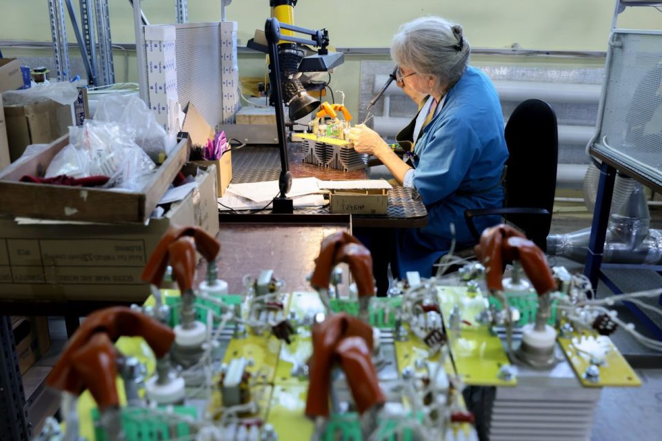 �� 6 ������� 2025 ���� ������� ������������ ��������� � ���������� �������� ����� 700 ��� ������