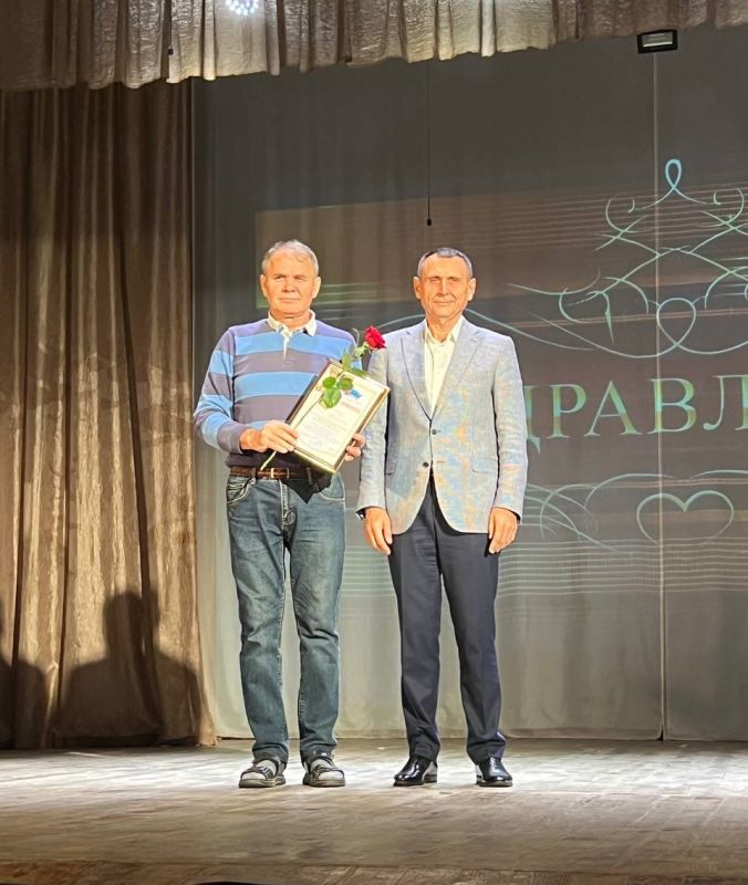 Вода Крыма: 1 октября Феодосийский филиал отметил свой 80-летний юбилей! Вода Крыма: 1 октября Феодосийский филиал отметил свой 80-летний юбилей!