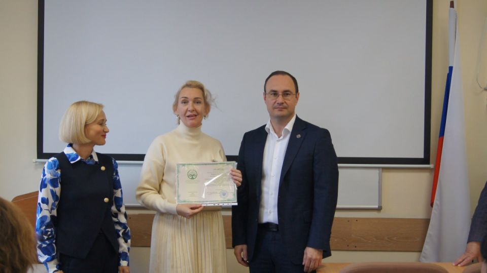 Ассоциация «Совет муниципальных образований Республики Крым» совместно с Крымским филиалом Российского государственного университета правосудия завершили обучение уполномоченных должностных лиц по программе повышения... Ассоциация «Совет муниципальных образований Республики Крым» совместно с Крымским филиалом Российского государственного университета правосудия завершили обучение уполномоченных должностных лиц по программе повышения...