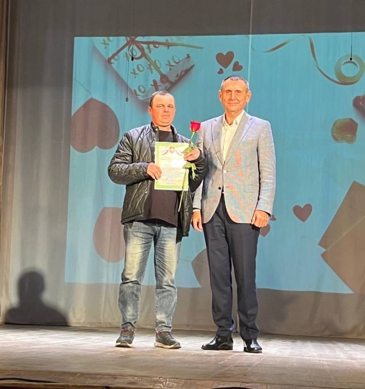 Вода Крыма: 1 октября Феодосийский филиал отметил свой 80-летний юбилей! Вода Крыма: 1 октября Феодосийский филиал отметил свой 80-летний юбилей!