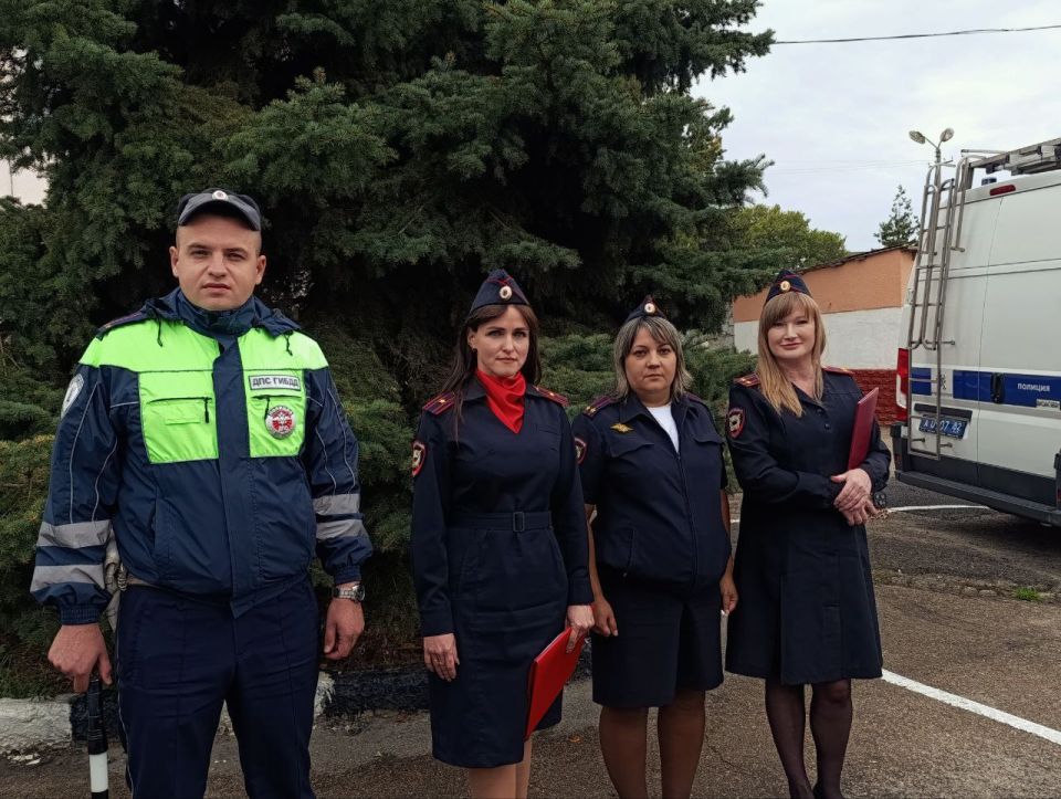 В УМВД России по городу Симферополю прошел «День открытых дверей» В УМВД России по городу Симферополю прошел «День открытых дверей»