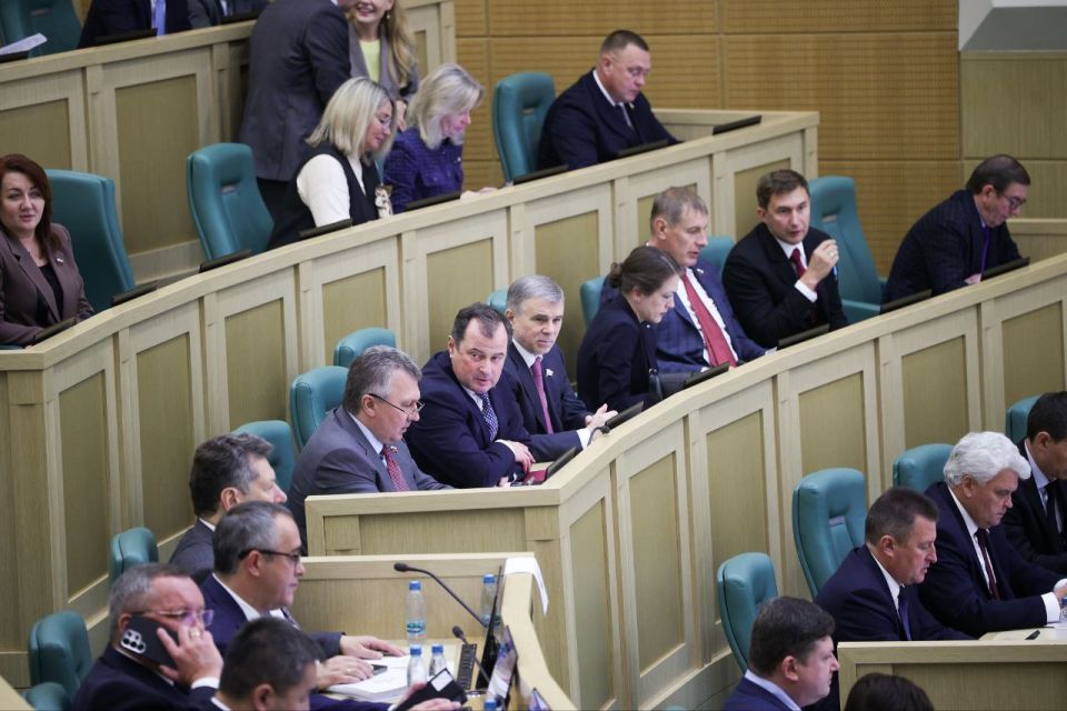 Владимир Константинов: Принял участие в парламентских слушаниях по проекту бюджета России на 2026 год, которые прошли в Совете Федерации РФ под руководством Валентины Ивановны Матвиенко Владимир Константинов: Принял участие в парламентских слушаниях по проекту бюджета России на 2026 год, которые прошли в Совете Федерации РФ под руководством Валентины Ивановны Матвиенко
