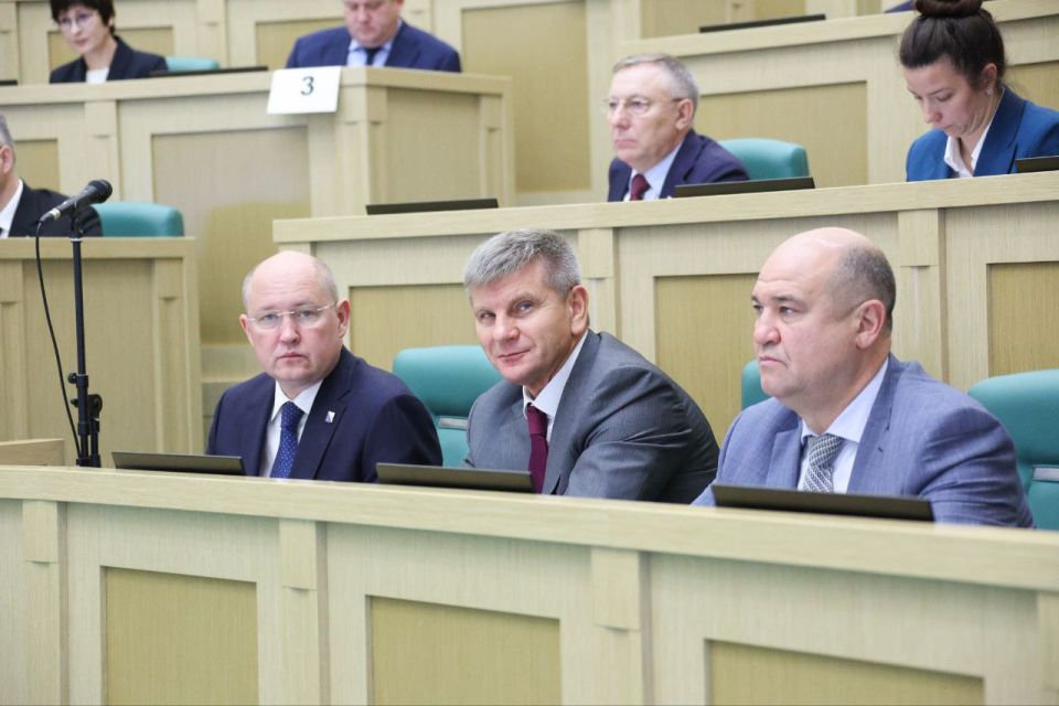Владимир Константинов: Принял участие в парламентских слушаниях по проекту бюджета России на 2026 год, которые прошли в Совете Федерации РФ под руководством Валентины Ивановны Матвиенко Владимир Константинов: Принял участие в парламентских слушаниях по проекту бюджета России на 2026 год, которые прошли в Совете Федерации РФ под руководством Валентины Ивановны Матвиенко