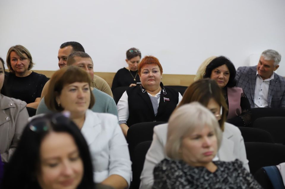 Анжелика Ястребова: Выдано 52% автономных дымовых пожарных извещателей в многодетных семьях и семьях, находящихся в СОП, трудной жизненной ситуации на территории Бахчисарайского района от запланированного объема Анжелика Ястребова: Выдано 52% автономных дымовых пожарных извещателей в многодетных семьях и семьях, находящихся в СОП, трудной жизненной ситуации на территории Бахчисарайского района от запланированного объема