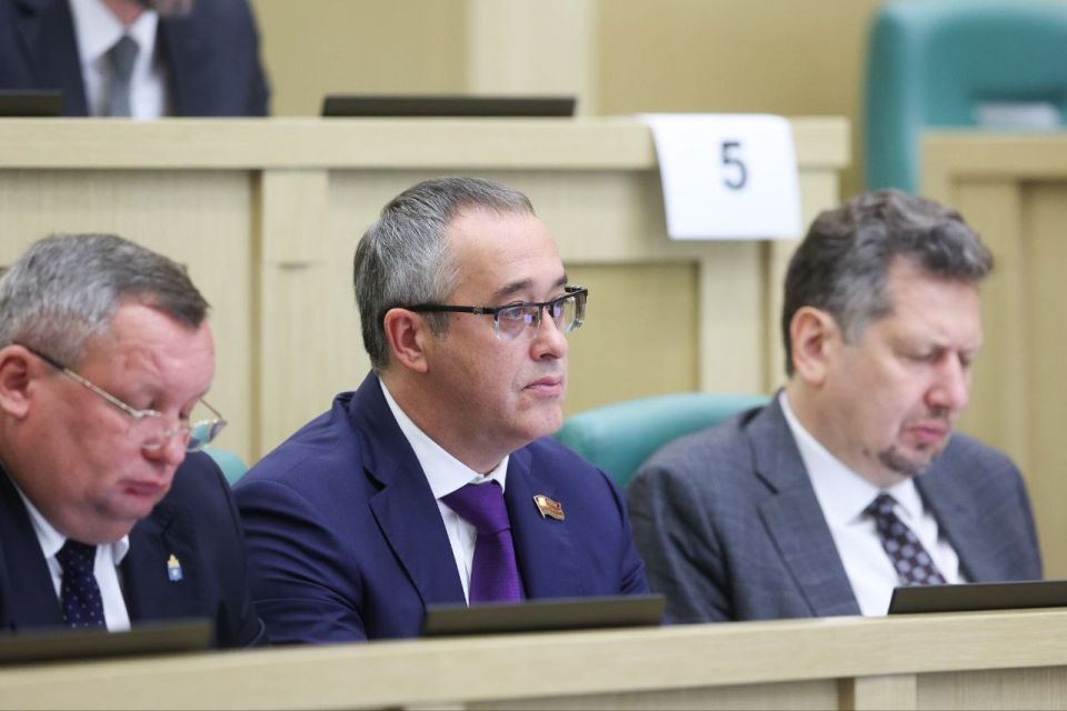 Владимир Константинов: Принял участие в парламентских слушаниях по проекту бюджета России на 2026 год, которые прошли в Совете Федерации РФ под руководством Валентины Ивановны Матвиенко Владимир Константинов: Принял участие в парламентских слушаниях по проекту бюджета России на 2026 год, которые прошли в Совете Федерации РФ под руководством Валентины Ивановны Матвиенко