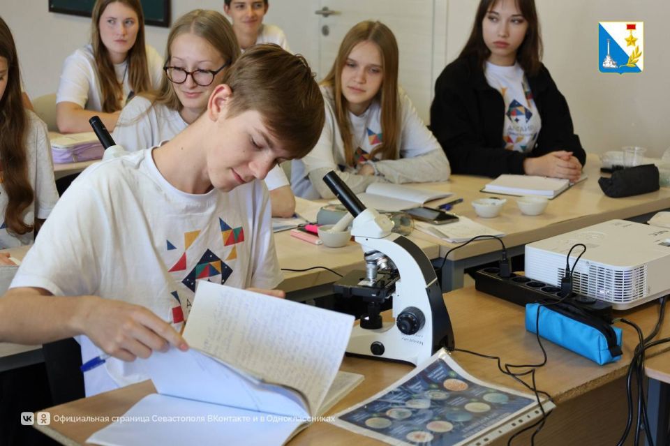Профильные смены для одаренных детей Профильные смены для одаренных детей