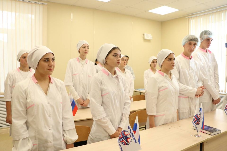 Совместно с советником Главы Республики Крым Светланой Николаевной Бабий приняли участие в открытии кафедры акушерства и гинекологии Керченского медицинского колледжа им Г. К. Петровой на базе Керченского родильного дома Совместно с советником Главы Республики Крым Светланой Николаевной Бабий приняли участие в открытии кафедры акушерства и гинекологии Керченского медицинского колледжа им Г. К. Петровой на базе Керченского родильного дома