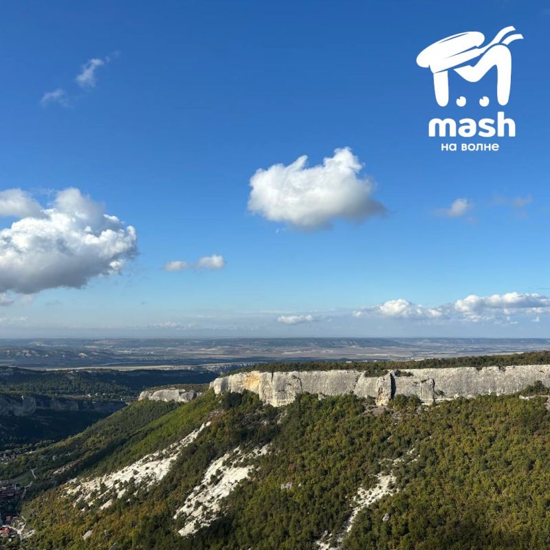 Пока вы отдыхали на выходных, редакция Mash на волне трудилась в поте лица — искали, где бы вам, дорогие подписчики, почиллить на природе Пока вы отдыхали на выходных, редакция Mash на волне трудилась в поте лица — искали, где бы вам, дорогие подписчики, почиллить на природе