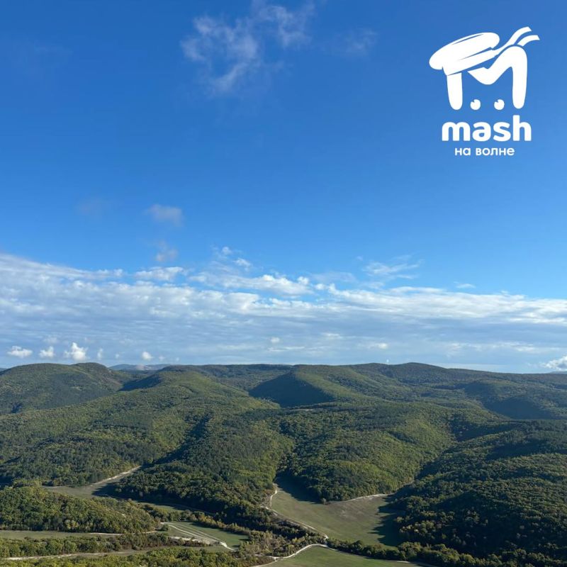 Пока вы отдыхали на выходных, редакция Mash на волне трудилась в поте лица — искали, где бы вам, дорогие подписчики, почиллить на природе Пока вы отдыхали на выходных, редакция Mash на волне трудилась в поте лица — искали, где бы вам, дорогие подписчики, почиллить на природе