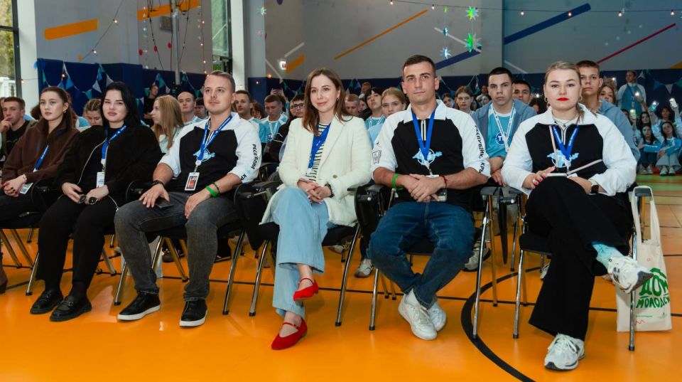 Открыли юбилейный форум «ТАВРИЧЕСКИЙ БРИЗ» Открыли юбилейный форум «ТАВРИЧЕСКИЙ БРИЗ»