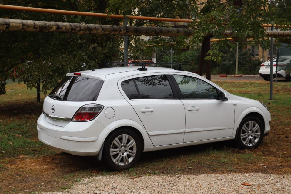 Сотрудники управления муниципального контроля провели профилактический рейд по выявлению нарушителей парковки в микрорайоне между ул. Горького и Пошивальникова Сотрудники управления муниципального контроля провели профилактический рейд по выявлению нарушителей парковки в микрорайоне между ул. Горького и Пошивальникова