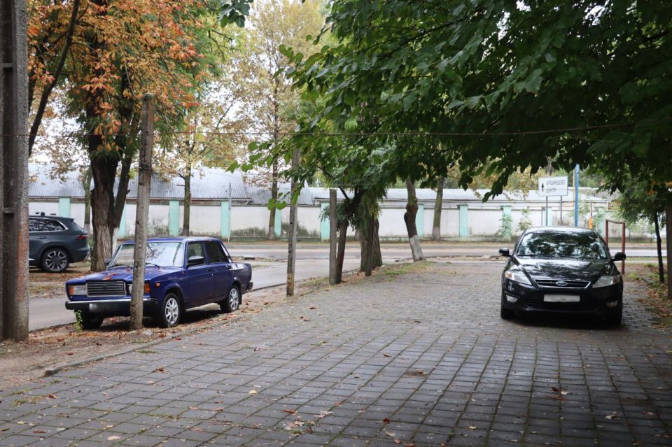 Сотрудники управления муниципального контроля провели профилактический рейд по выявлению нарушителей парковки в микрорайоне между ул. Горького и Пошивальникова Сотрудники управления муниципального контроля провели профилактический рейд по выявлению нарушителей парковки в микрорайоне между ул. Горького и Пошивальникова