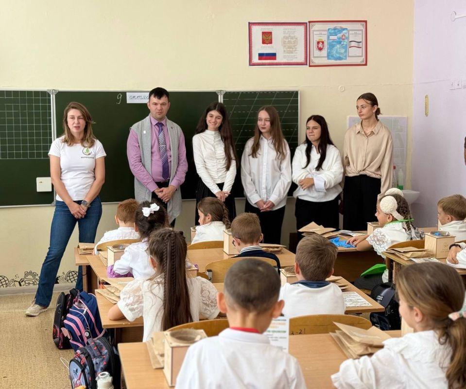 Ольга Шевцова: Сегодня к акции «Вырасти свое дерево» присоединились учащиеся МБОУ «Средняя школа №14 им. Героя Советского Союза З.А. Сорокина» г. Евпатория Ольга Шевцова: Сегодня к акции «Вырасти свое дерево» присоединились учащиеся МБОУ «Средняя школа №14 им. Героя Советского Союза З.А. Сорокина» г. Евпатория