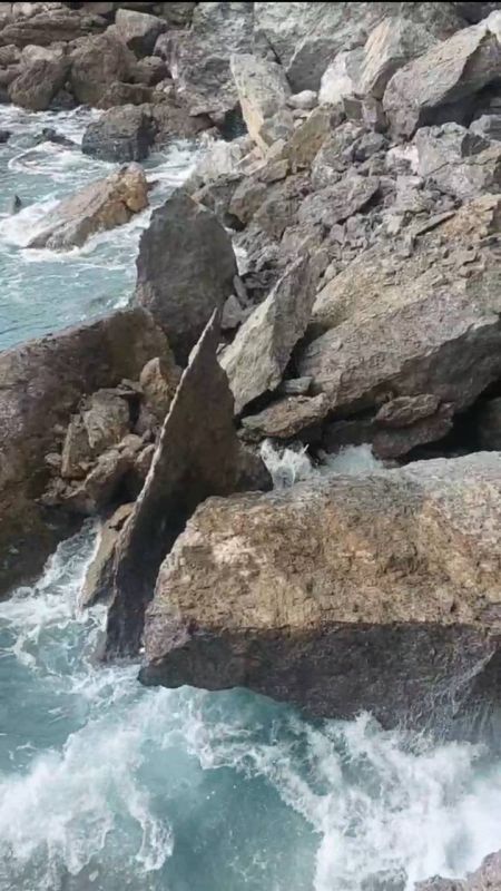 Ольга Шевцова: Внимание Обвал скалы в гроте Голицына Ольга Шевцова: Внимание Обвал скалы в гроте Голицына