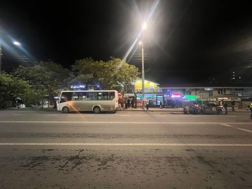 Госавтоинспекция Севастополя проводит проверку по факту ДТП с пострадавшим на проспекте Октябрьской Революции Госавтоинспекция Севастополя проводит проверку по факту ДТП с пострадавшим на проспекте Октябрьской Революции