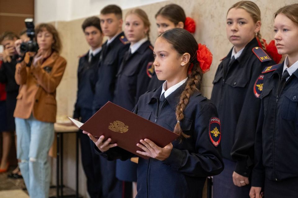 Заместитель начальника Управления МВД России по г. Севастополю Жанна Данилина приняла участие в торжественной церемонии приведения к Клятве и Обещанию кадет органов внутренних дел Заместитель начальника Управления МВД России по г. Севастополю Жанна Данилина приняла участие в торжественной церемонии приведения к Клятве и Обещанию кадет органов внутренних дел