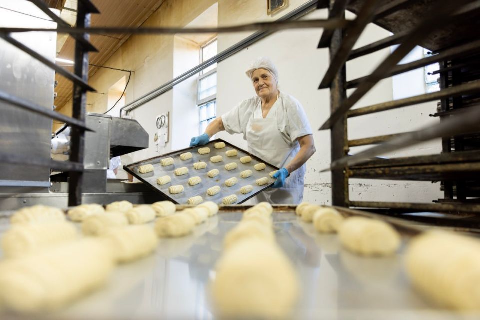  :          ,       ,     ,    