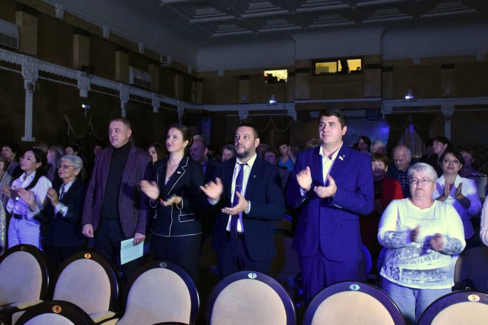 Анна Рубель поздравила Республиканский центр паллиативной помощи с юбилеем Анна Рубель поздравила Республиканский центр паллиативной помощи с юбилеем