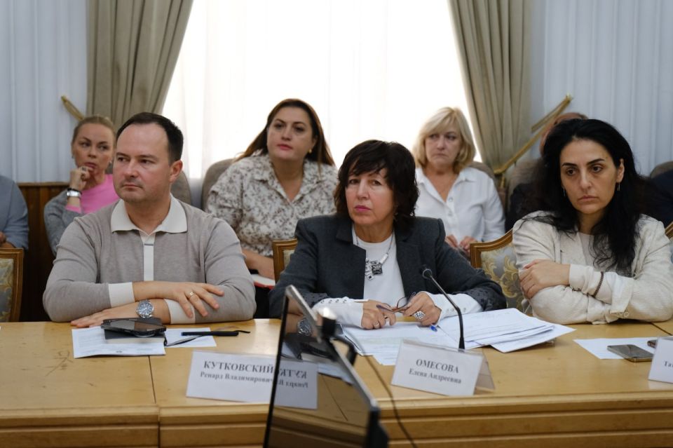 ����� ��������: ���������� ���������. ����������� �������� ����� ��������� ������ � �������� ������ �� �������