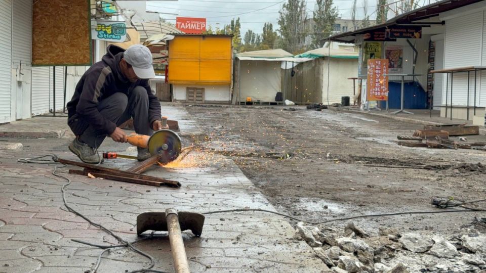 На центральном рынке Керчи завершены работы по обустройству системы ливневой канализации На центральном рынке Керчи завершены работы по обустройству системы ливневой канализации