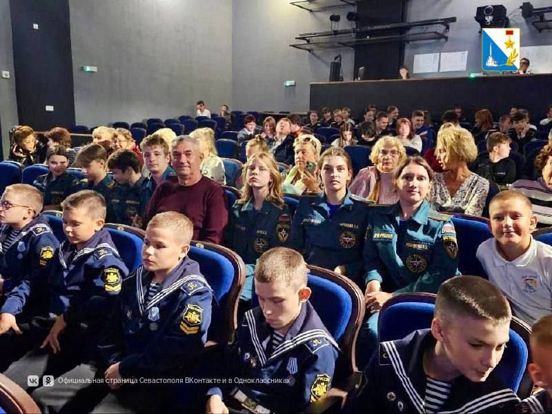  .        .  ,    10  11 