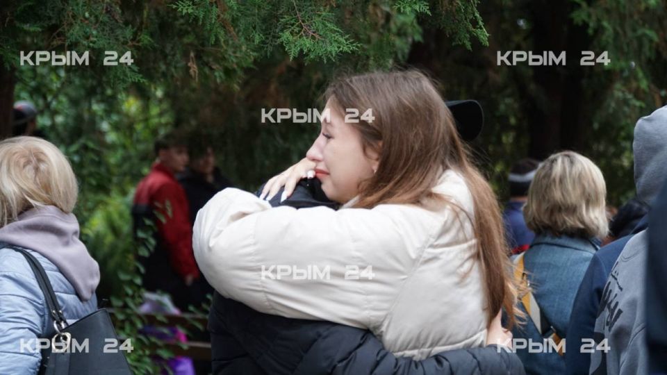 Первые призывники из Крыма отправились на службу Первые призывники из Крыма отправились на службу