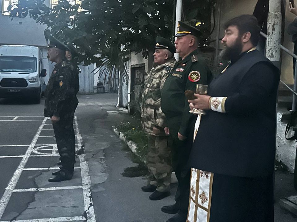 Первых призывников из Ялты сегодня отправили служить Первых призывников из Ялты сегодня отправили служить