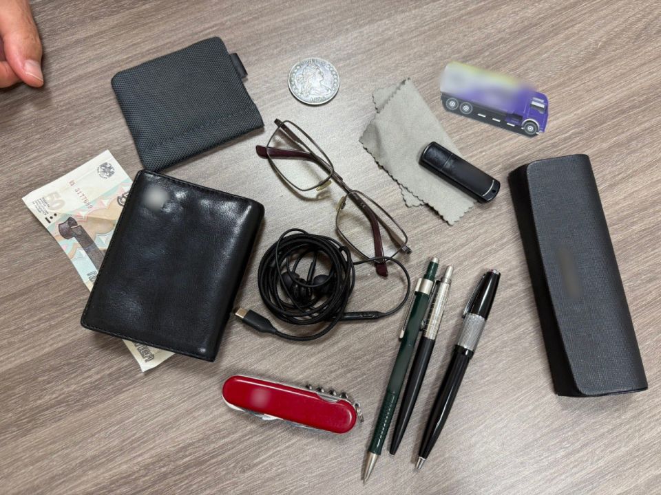 Полиция Симферопольского района раскрыла кражу барсетки